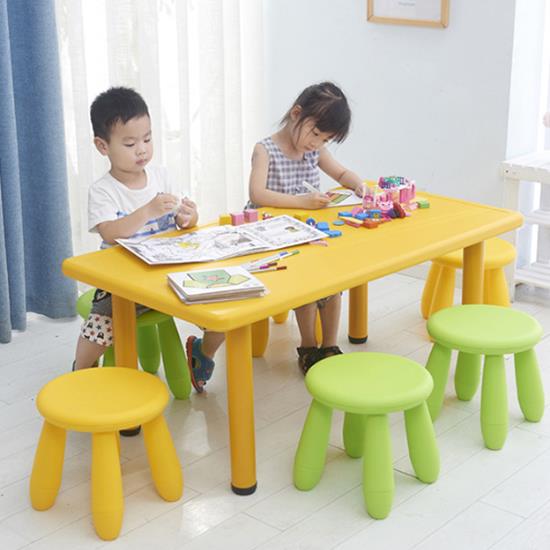 Plastic Children's Tables And Chairs